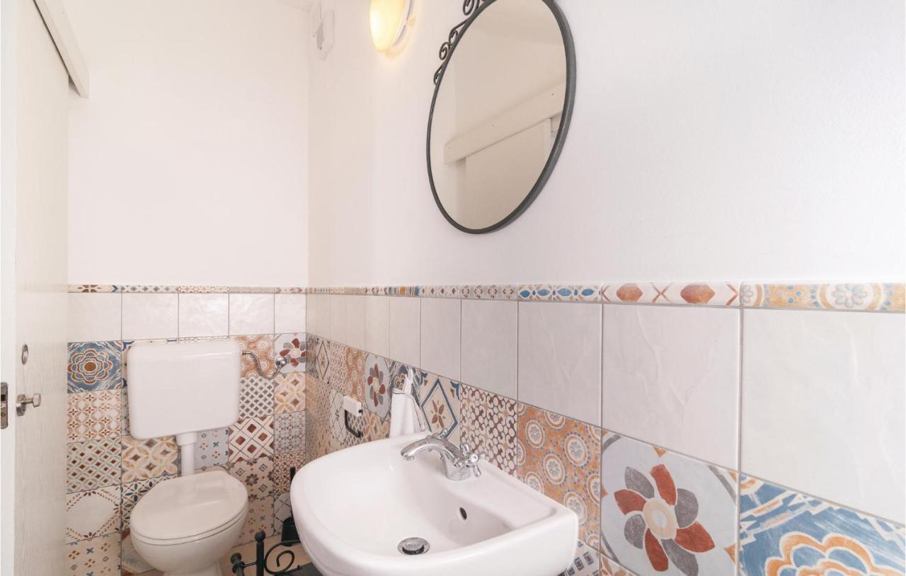 Stunning Home In Primosten With Kitchen Zewnętrze zdjęcie