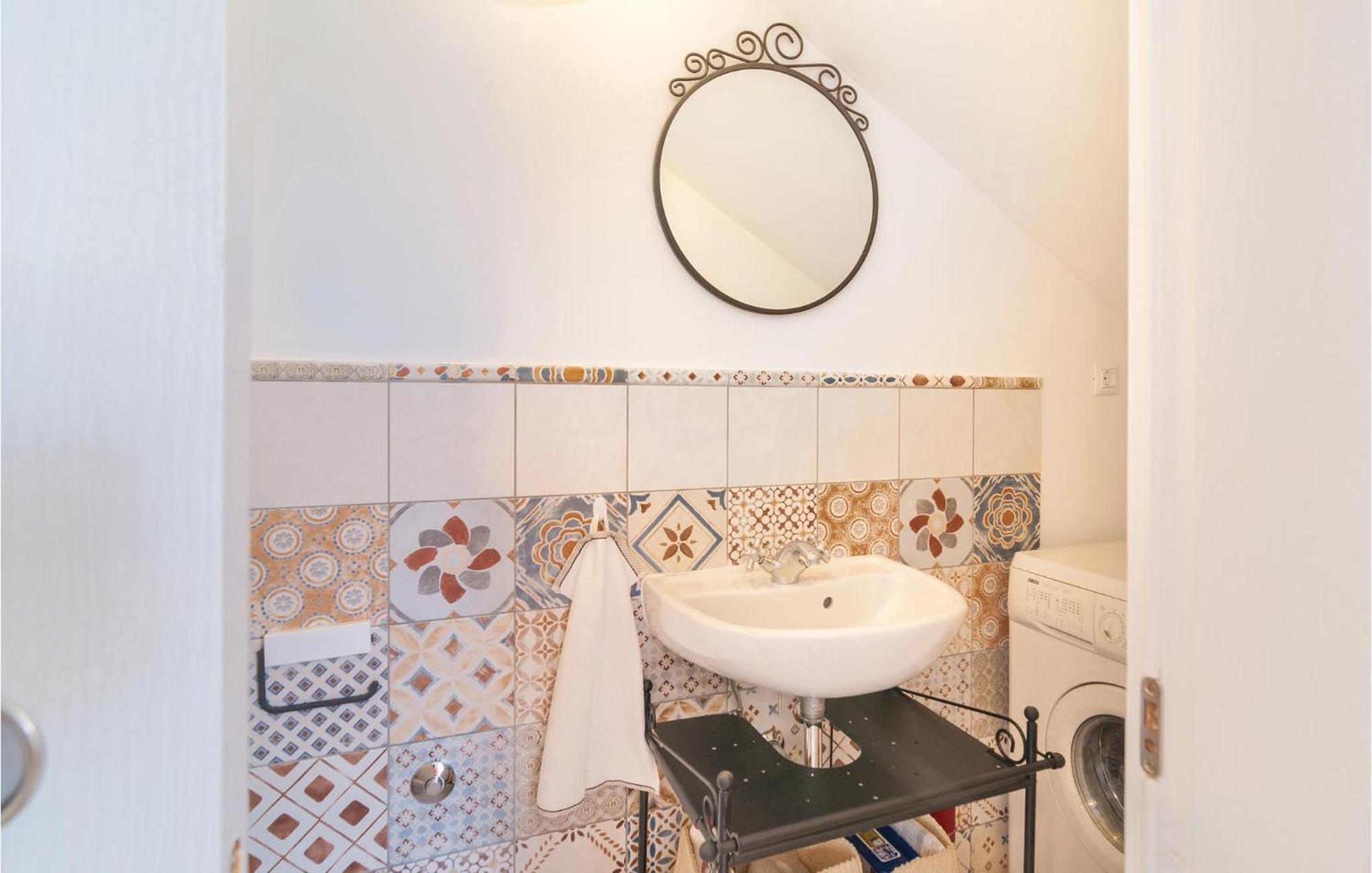 Stunning Home In Primosten With Kitchen Zewnętrze zdjęcie